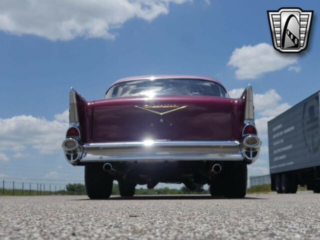 Chevrolet Bel Air/150/210 1957 image number 20