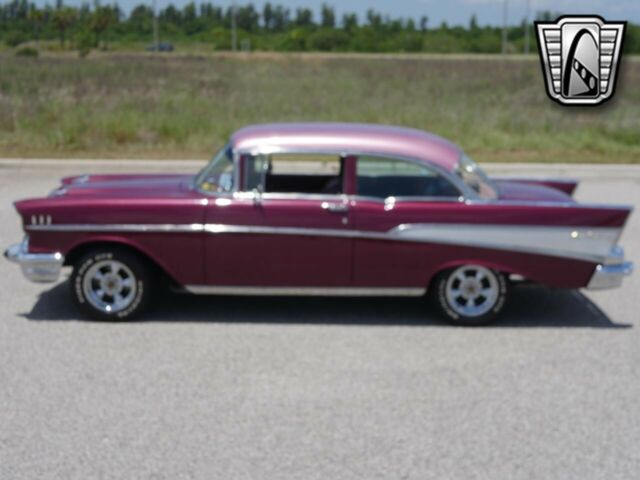 Chevrolet Bel Air/150/210 1957 image number 28