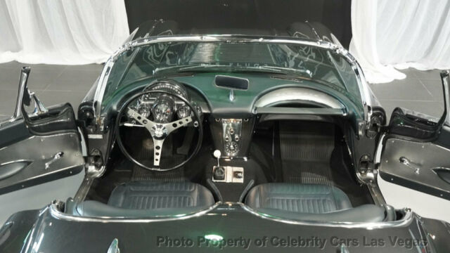 Chevrolet Corvette 1958 image number 2