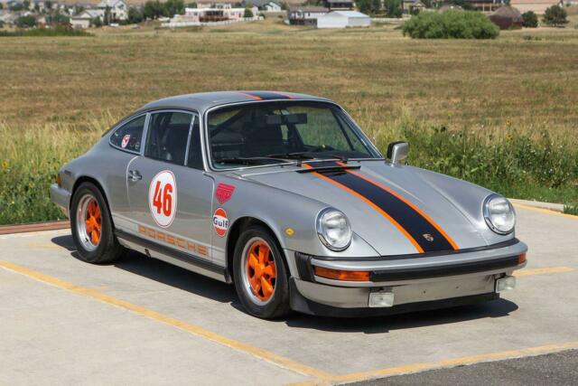 Porsche 911 1976 image number 16