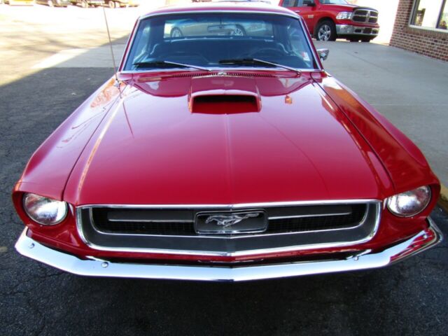 Ford Mustang 1967 image number 1