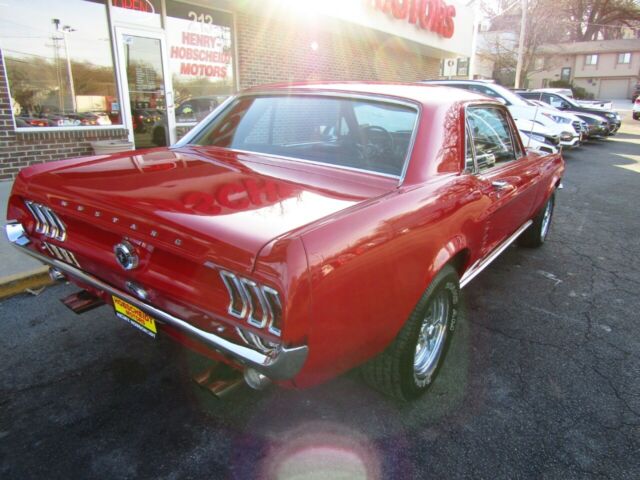 Ford Mustang 1967 image number 9