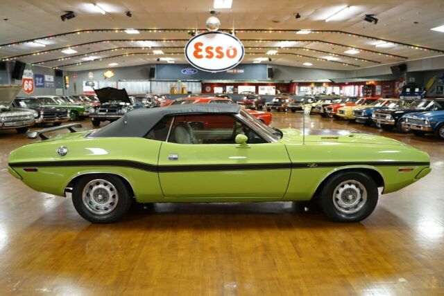 Dodge Challenger 1971 image number 18