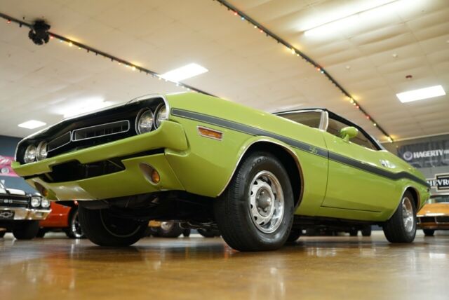 Dodge Challenger 1971 image number 20