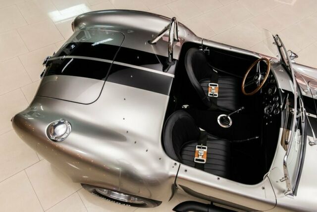 Shelby Cobra 1965 image number 22