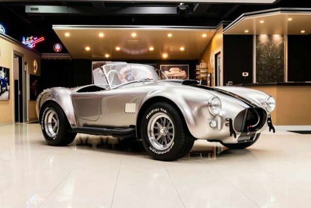 Shelby Cobra 1965 image number 31