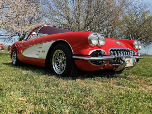 Chevrolet Corvette 1958 image number 26