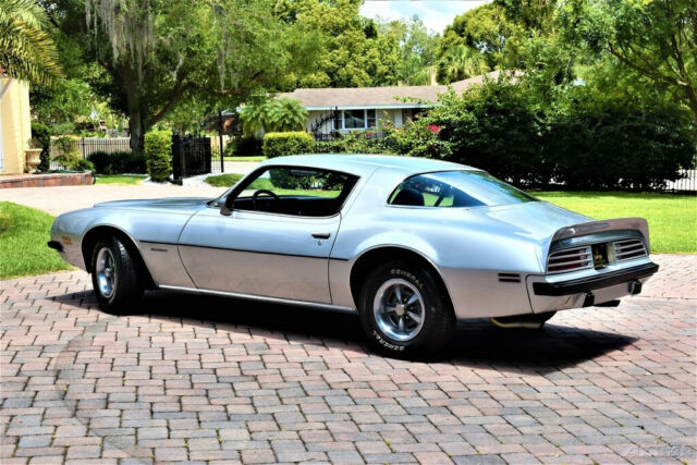 Pontiac Firebird 1975 image number 23