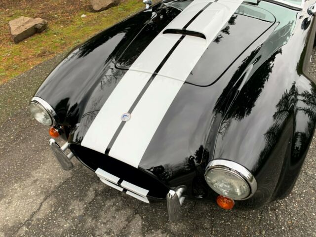 Shelby Cobra 1965 image number 2