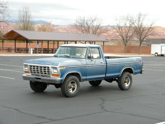 Ford F-250 1978 image number 0