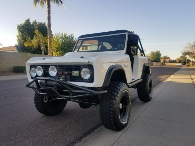 Ford Bronco 1966 image number 23