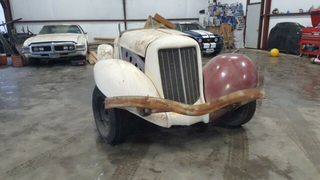 Cord 851 Boattail Speedster replica 1935 image number 22