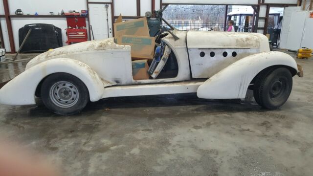 Cord 851 Boattail Speedster replica 1935 image number 23