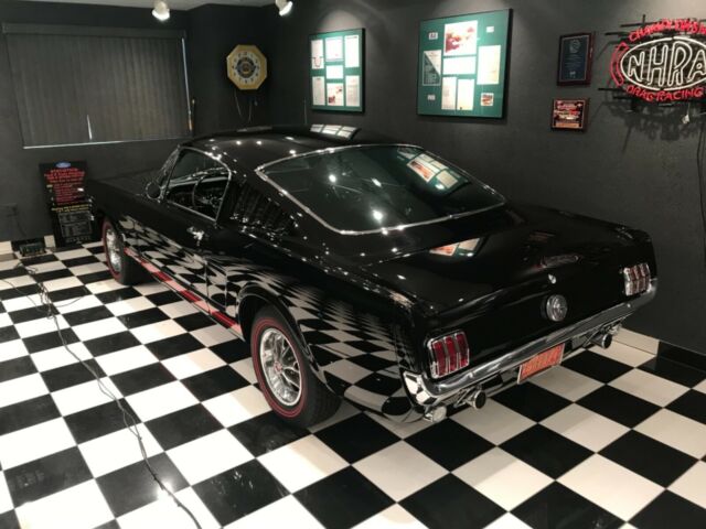 Ford Mustang 1966 image number 18