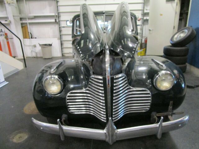 Buick Special 1940 image number 10