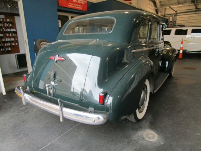 Buick Special 1940 image number 7