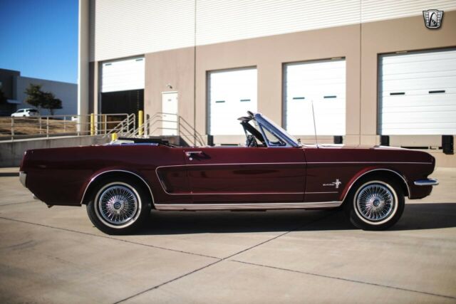 Ford Mustang 1966 image number 21