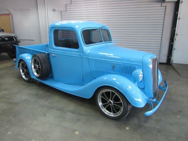 Ford Pick-up Truck 1937 image number 23