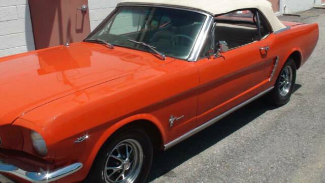 Ford Mustang 1965 image number 0