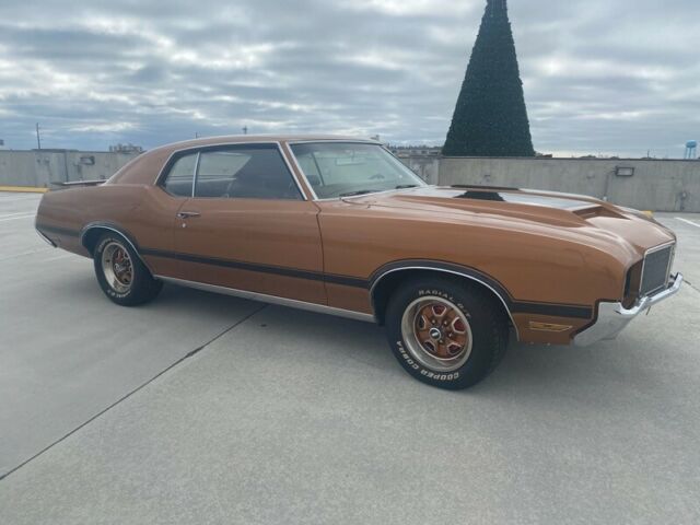 Oldsmobile Cutlass 1972 image number 0