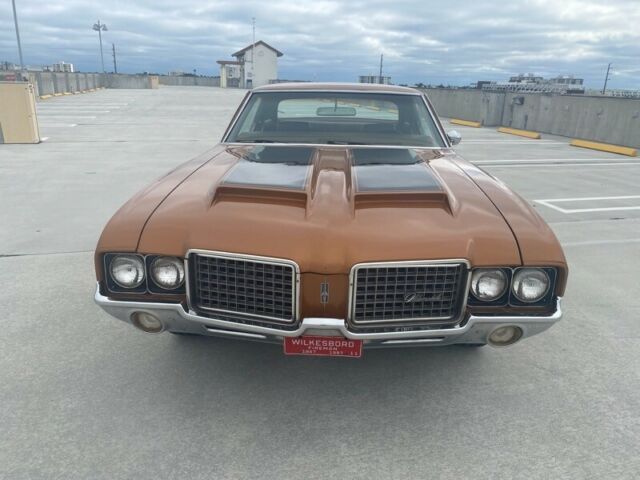 Oldsmobile Cutlass 1972 image number 1