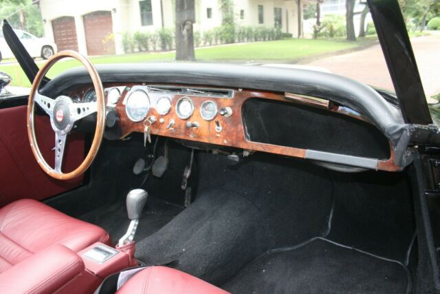 Sunbeam Tiger 1965 image number 13