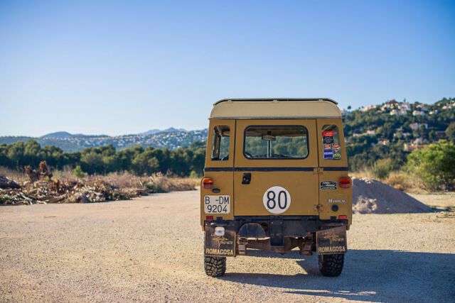 Land Rover 88 1979 image number 22