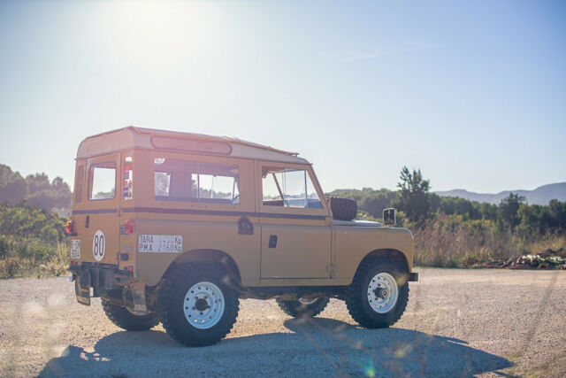 Land Rover 88 1979 image number 4