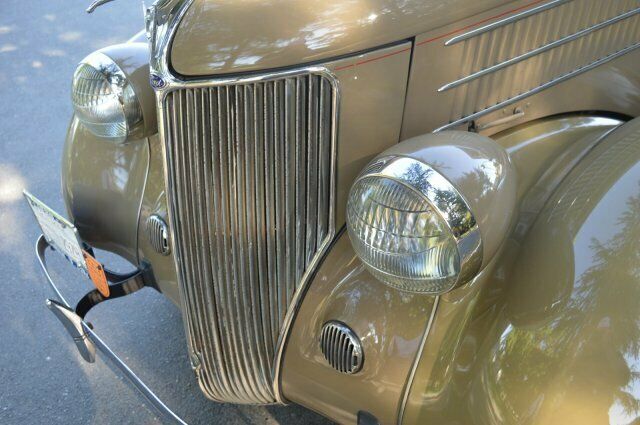 Ford Convertible Sedan 1936 image number 43