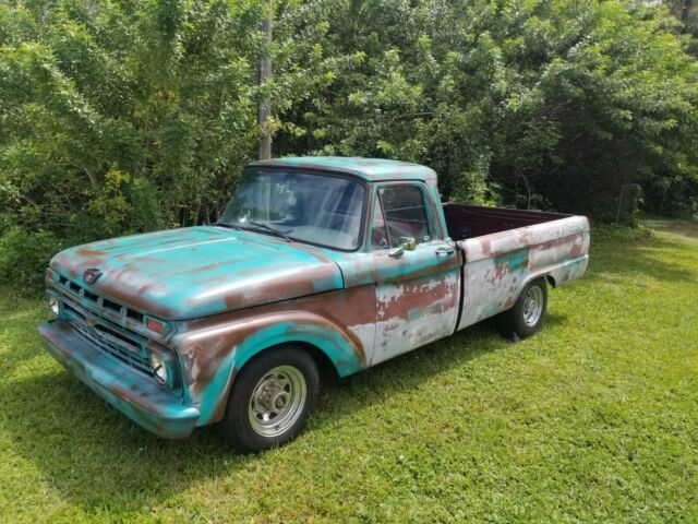 Ford F-250 1966 image number 1