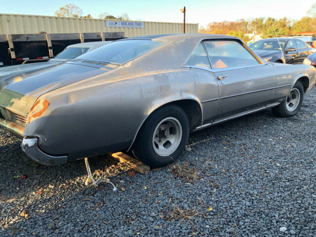 Buick Riviera 1966 image number 11