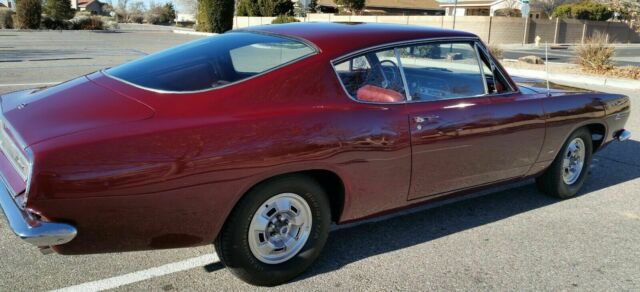 Plymouth Barracuda 1967 image number 12