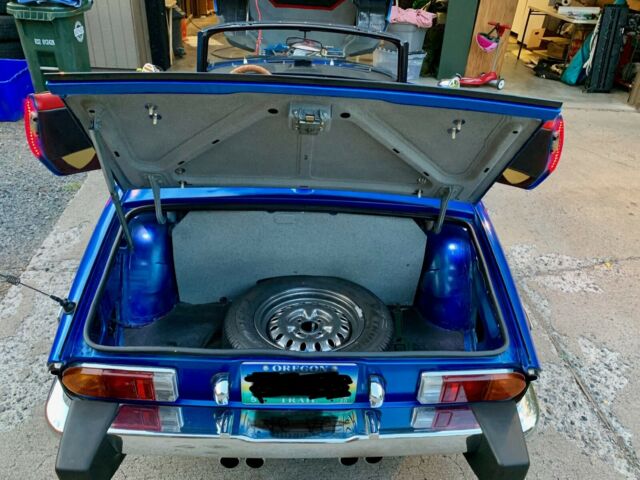 Triumph Spitfire 1977 image number 12