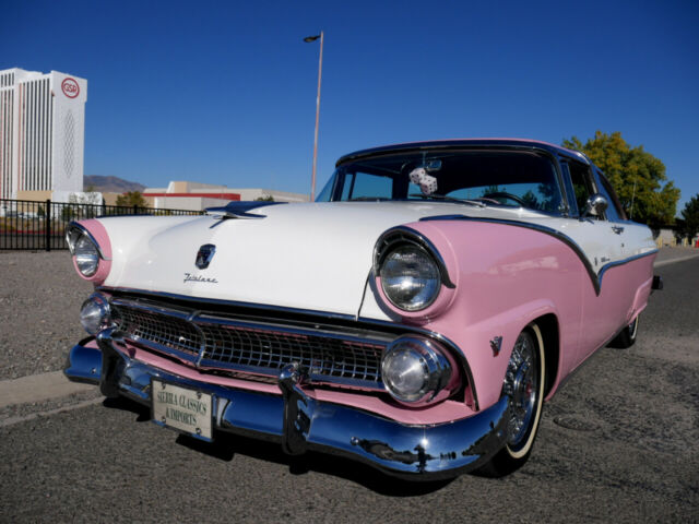 Ford Crown Victoria 1955 image number 6