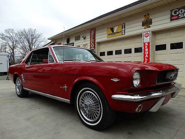 Ford Mustang 1966 image number 12