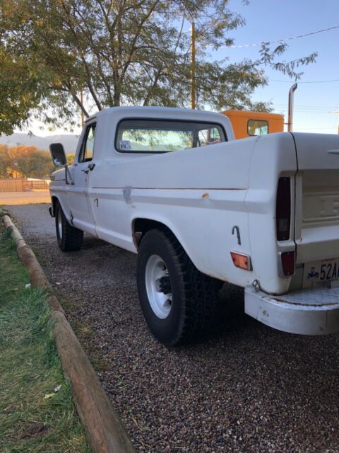 Ford F-250 1969 image number 16