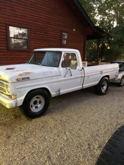 Ford F-250 1969 image number 2