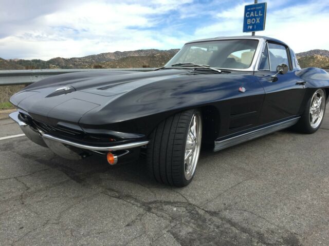 Chevrolet Corvette 1963 image number 4