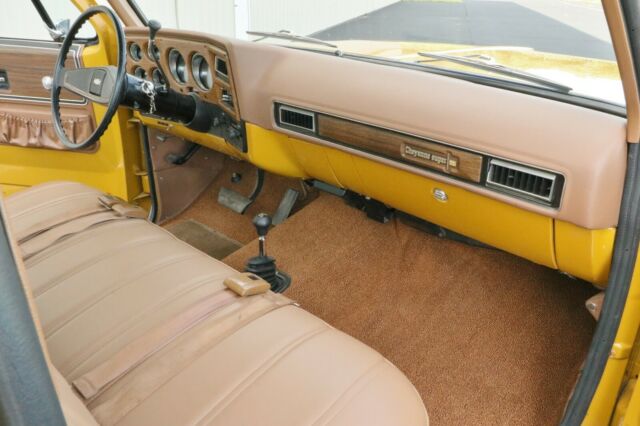 Chevrolet C/K Pickup 3500 1973 image number 18