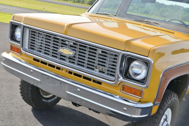 Chevrolet C/K Pickup 3500 1973 image number 28