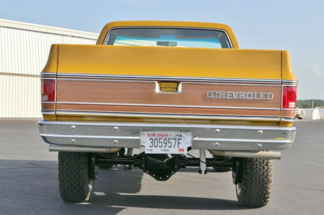 Chevrolet C/K Pickup 3500 1973 image number 31