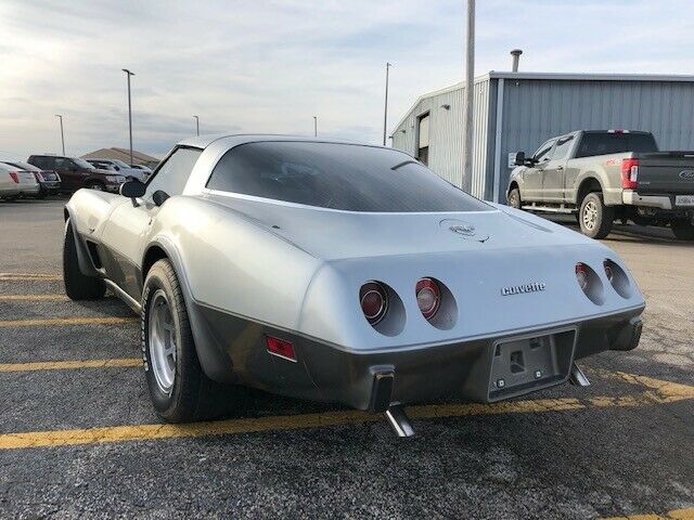 Chevrolet Corvette 1978 image number 21