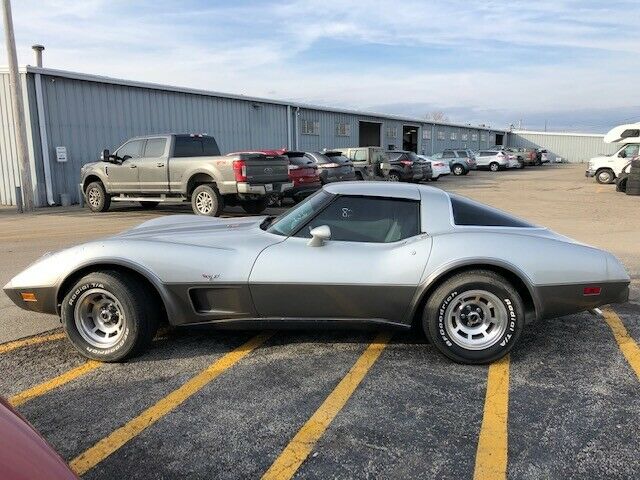 Chevrolet Corvette 1978 image number 23