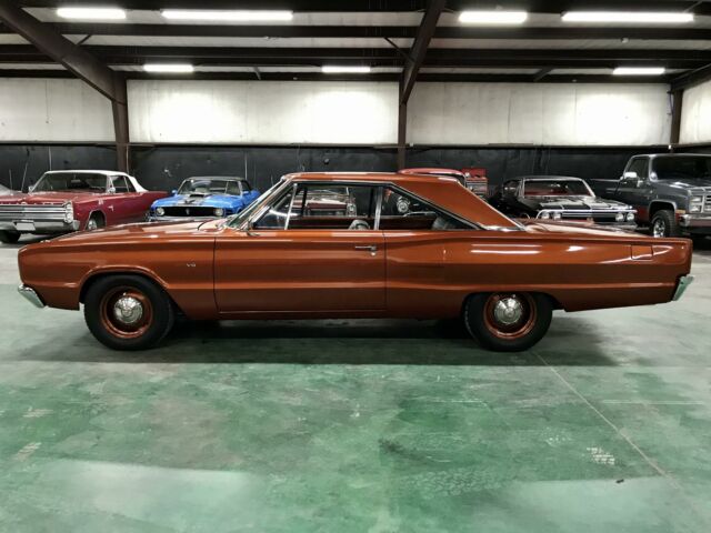 Dodge Coronet 1967 image number 1