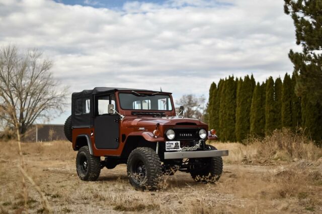 Toyota FJ Cruiser 1963 image number 21