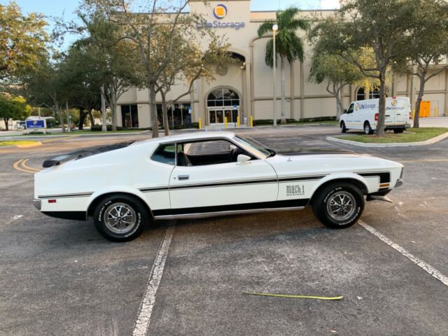 Ford Mustang 1971 image number 38