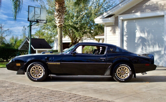 Pontiac Trans Am 1979 image number 27