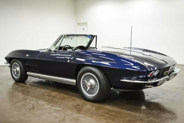 Chevrolet Corvette 1964 image number 28