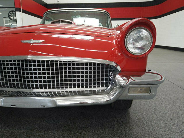 Ford Thunderbird 1957 image number 19