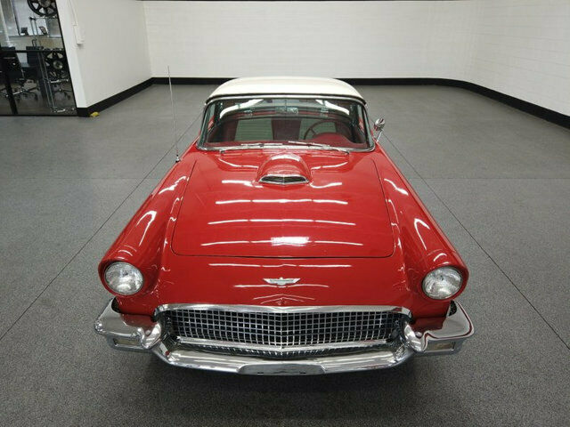 Ford Thunderbird 1957 image number 21